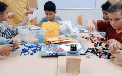 Nos ateliers ludiques de sensibilisation à l’environnement pour les enfants : le fil rouge du Sens d’Acapelart