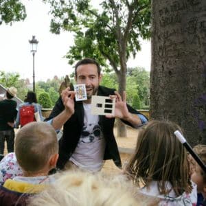 Spectacle de magie pour les enfants lors d'un mariage